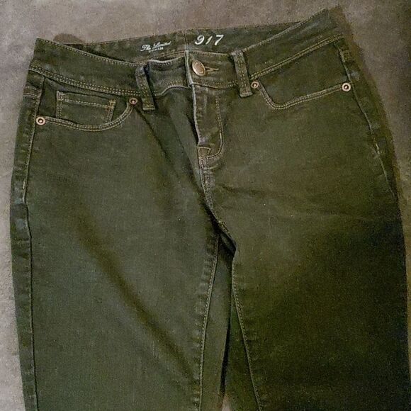 The limited 4 petite jeans Size 4 Short Jeans - Picture 4 of 9